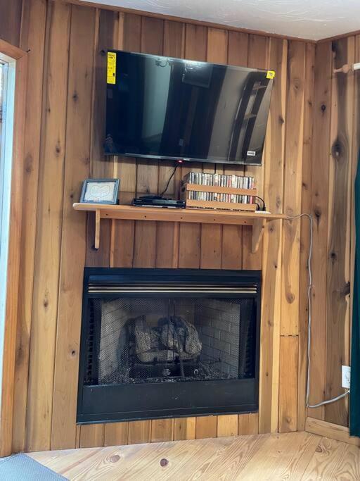 Private Cozy Cabin In The Woods With Great View ميرفي المظهر الخارجي الصورة